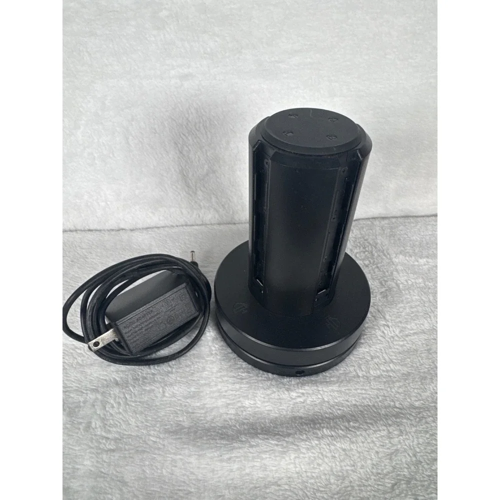 Insignia Joy-Con Charging Station Nintendo Switch NS-GNSJCCS18 Black.